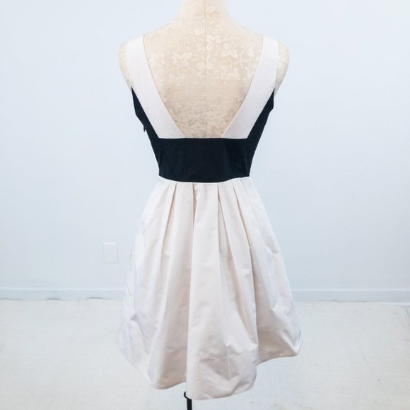 BCBGMaxAzria 2 Colorblock Mini Dress White Black - Picture 6 of 9